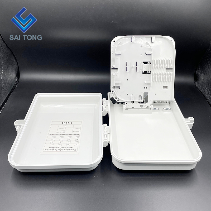 Hergestellt in China. FDB-Anschlusskasten für Glasfasergeräte, 16-adriger FTTH-Glasfaserverteilerkasten für den Innen- und Außenbereich mit 16-teiligem SC-Adapter