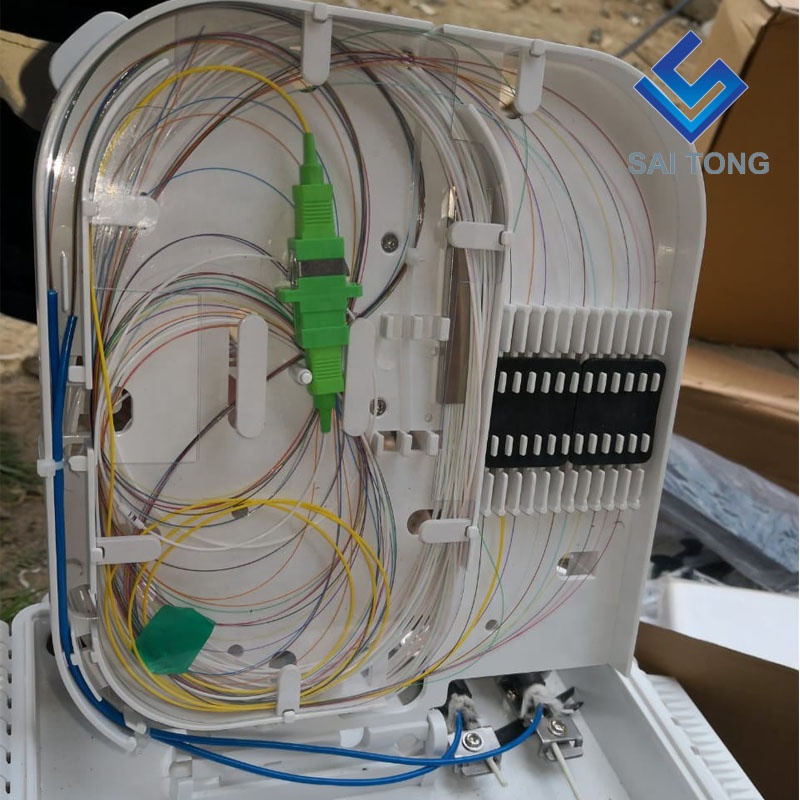 Cixi stellte 16-Kern-Abschlusskasten SC/UPC FTTH 16-Kern-Verteilerkasten her, wasserdichte Gummikabelverschraubung Gpon onu Fiber Junction Box